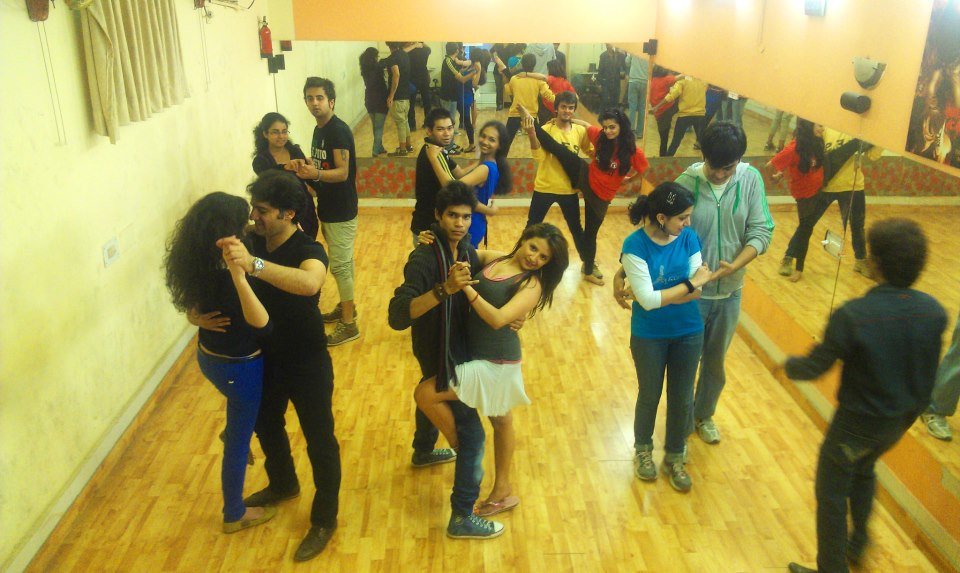 Salsa Classes In Delhi You Should Enroll For Your Next Ball!