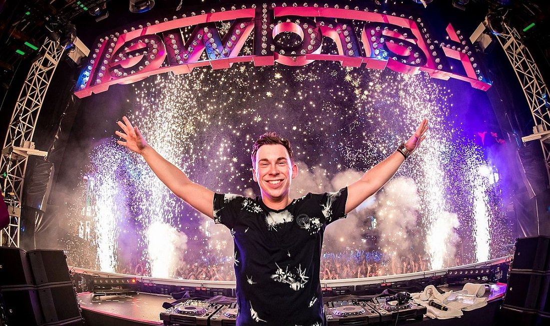 Hardwell Is Returning To India This Time For A 3 Day Music Festival W/t Friends!