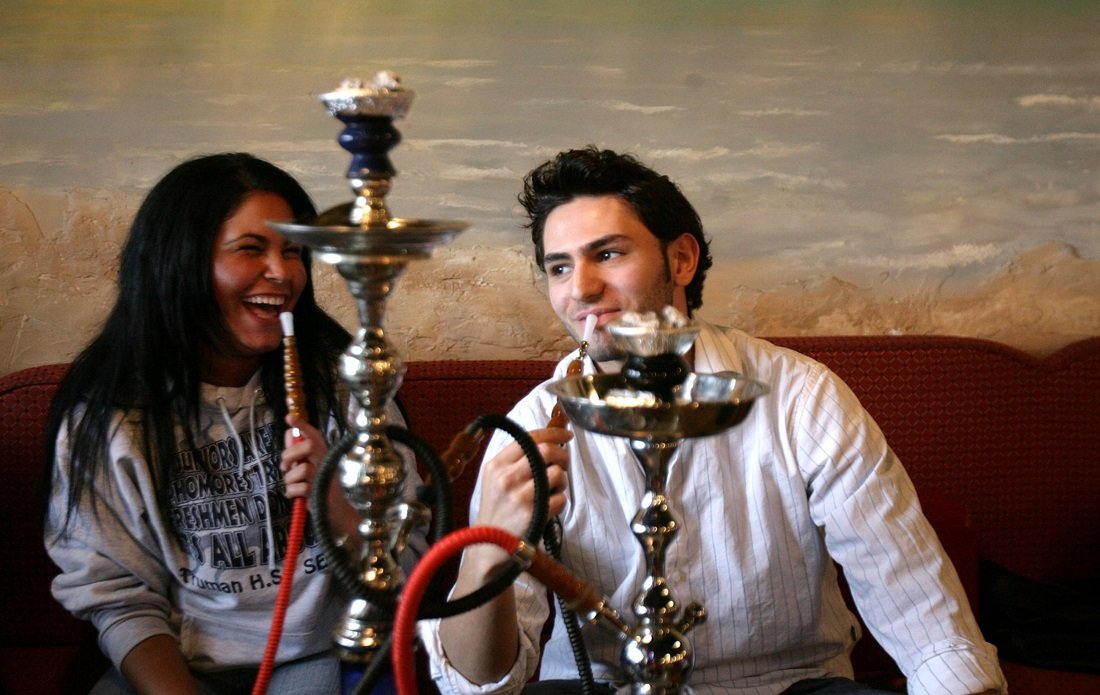 Sheesha Cafes In South Campus Offering Hookahs At Deliciously Cheap Prices!