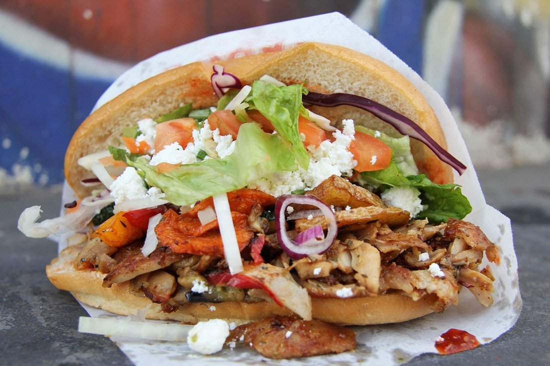 Hog On This Traditional Turkish Doner Till 1 AM When Hunger Comes Calling!