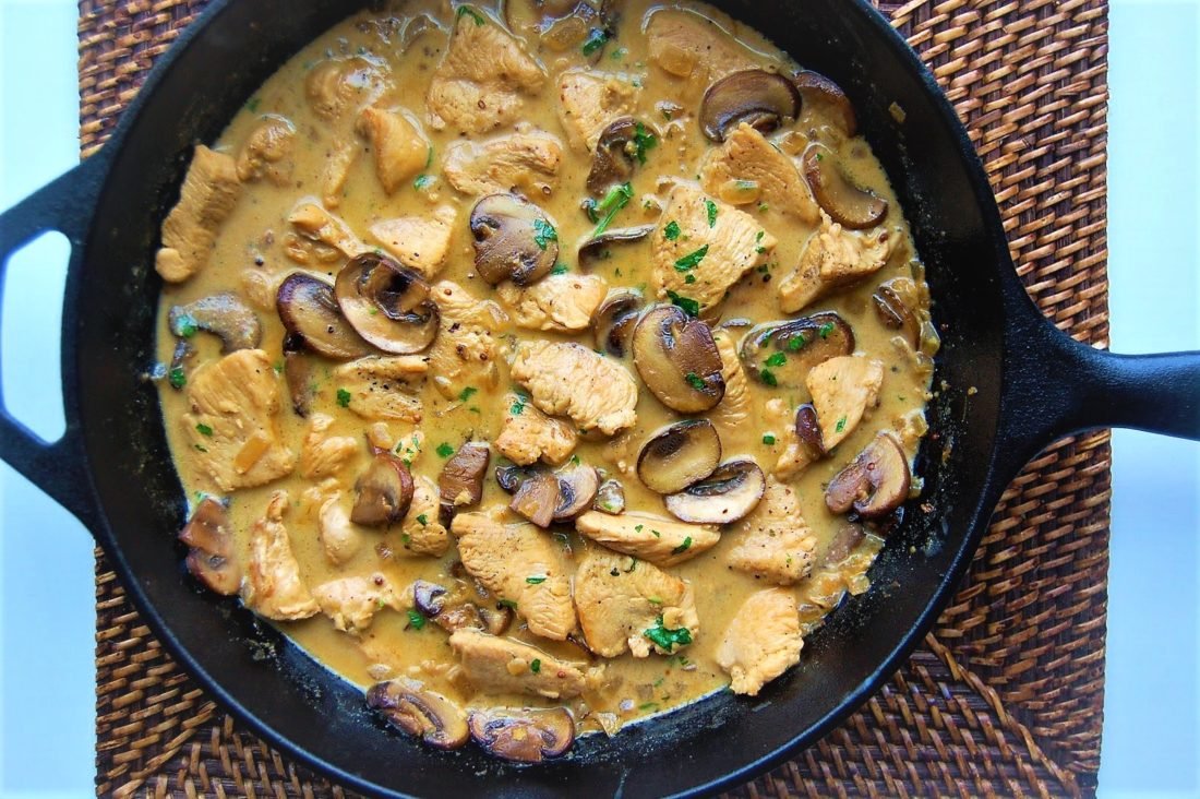 Dig Into An Overwhelming Plate Of Russian Stroganoff We Sniffed Out For You!