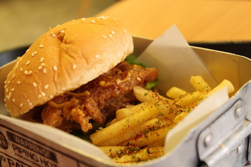 Time Get Your Jugheads On, This South Delhi Cafe Is Hosting A Burger Festival!