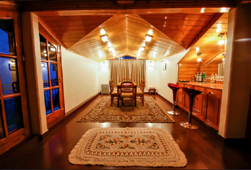 This Luxurious Wooden Condo On A Hilltop Is Shimla’s Unforgettable Gem!