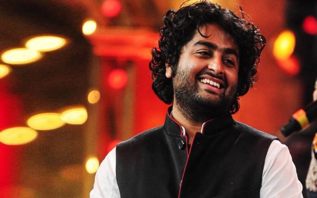 Arijit Singh Is All Set To Wooh You As He Is Coming To Town!