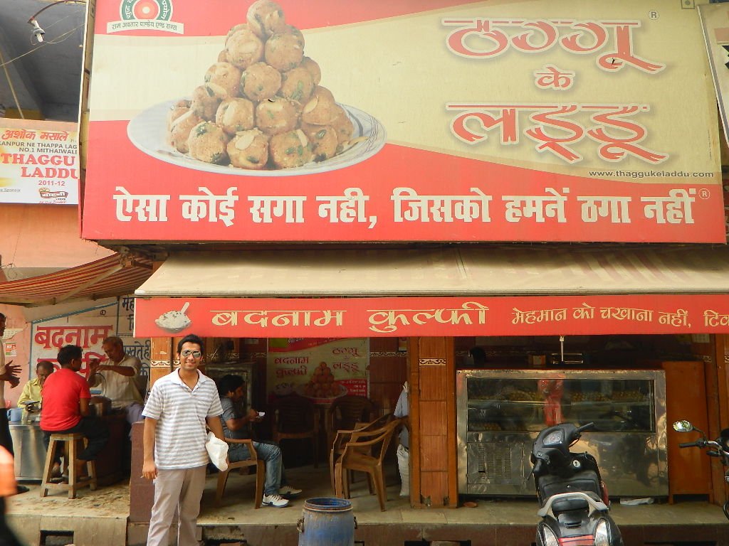 This 60 Yr. Old Confectionery Shop From Kanpur Has Finally Come To Town!