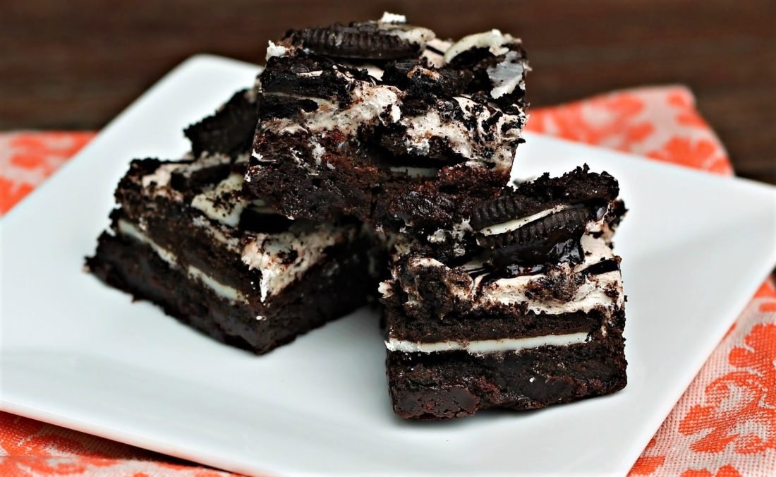 Drop Everything! This Oreo Brownie Is An Overload Of Chocolatey Emotions!