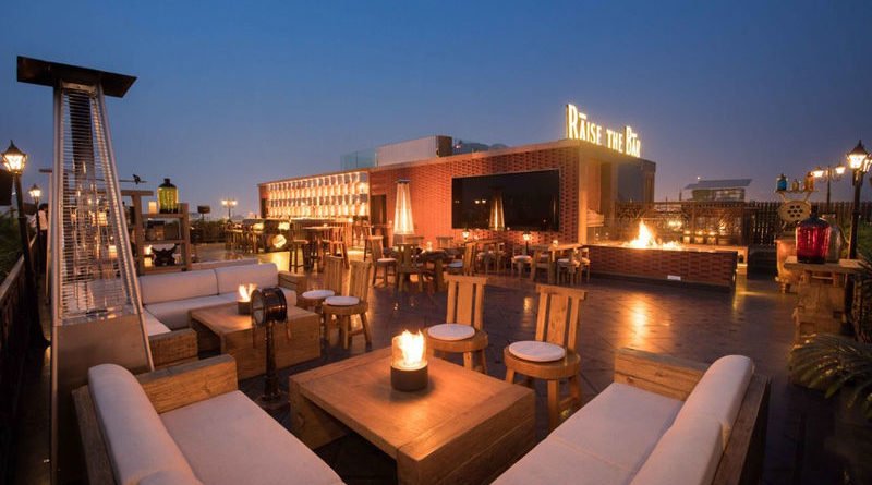 10 Gorgeous Rooftop Cafes For All Free-Spirited & Newcomers In Delhi!