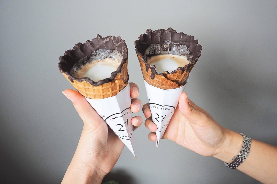 Hot Chocolate In Waffle Cones!! Winter Just Got Better!