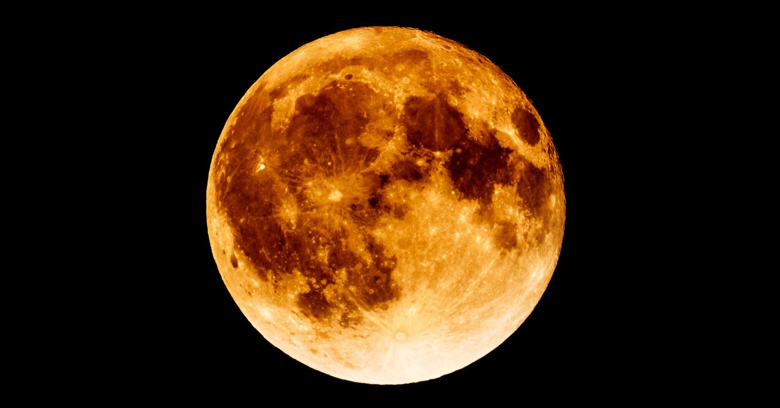 Delhi To Witness The 'Super Blue Blood Moon' Tonight!