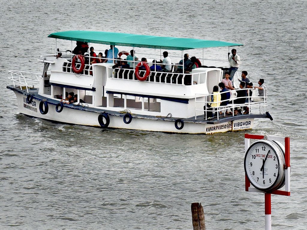 Soon Ferry Services Might Start On Yamuna Between Delhi And Allahabad