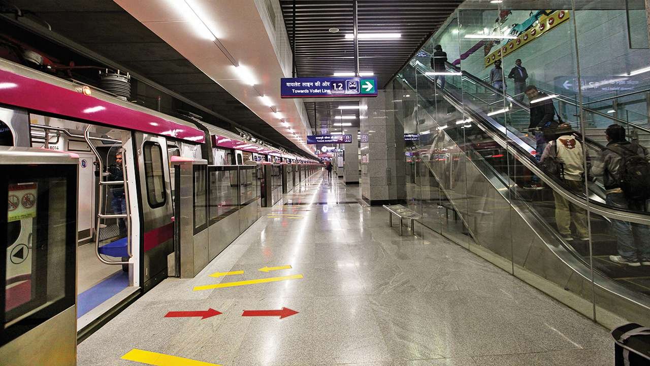 Achche Din Are Here ‘Cause Metro’s Pink Line Starts Operations This Week!