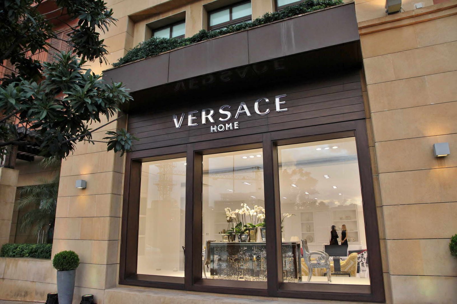 Versace Home Is All Set To Build Delhi’s Highest Luxury Apartments And We Have The Details!