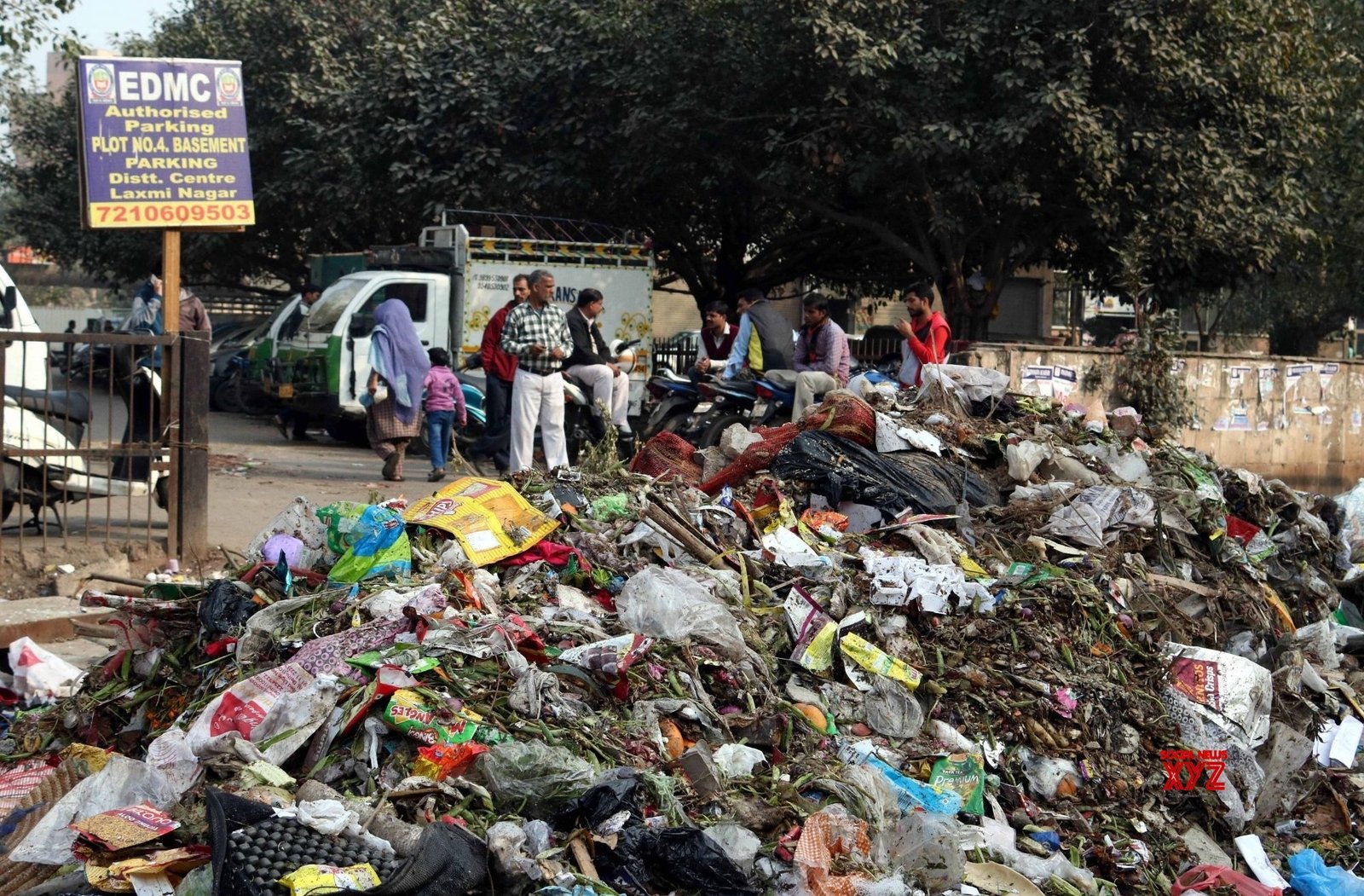 Delhi Government Will Start Fining People For Littering Around The City