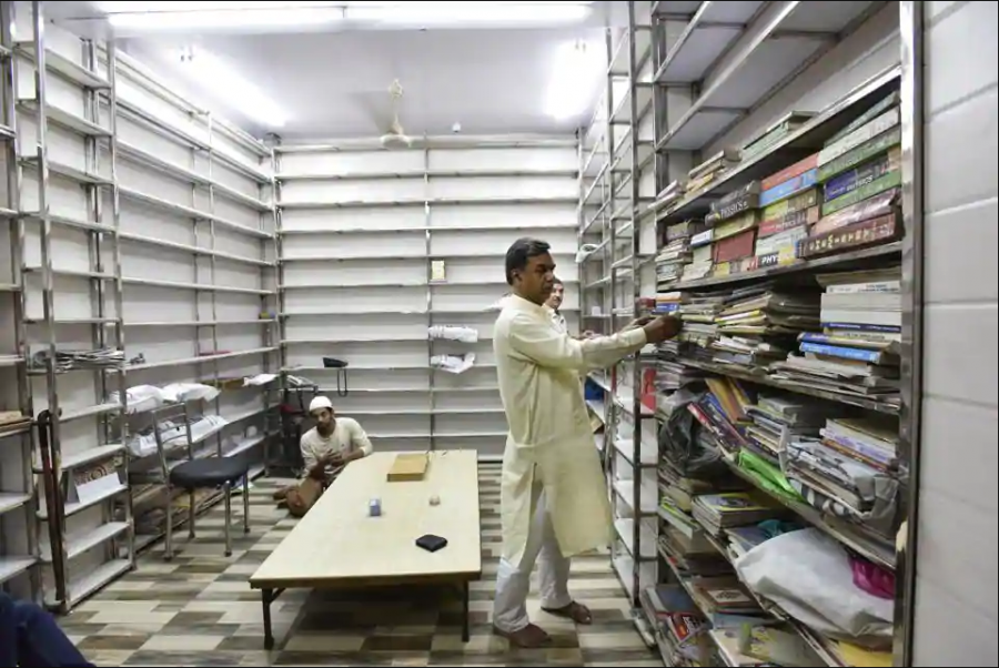 Hazrat Shah Waliullah Public Library In Old Delhi Has 20,000 Rare Books