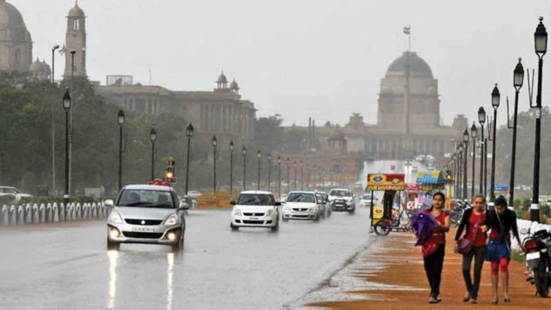 Delhi To Expect Rain During The Weekend, Monsoon Not Over Yet
