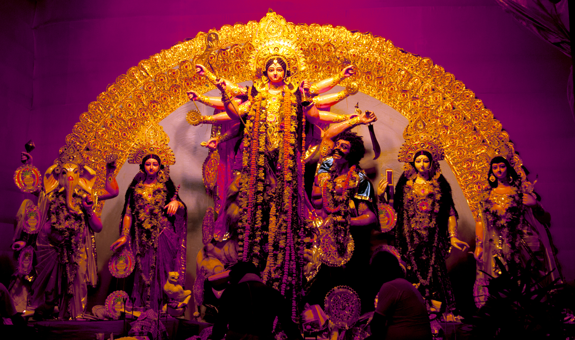 10 Best Pujo Pandals In Delhi You Need To Experience Right Now