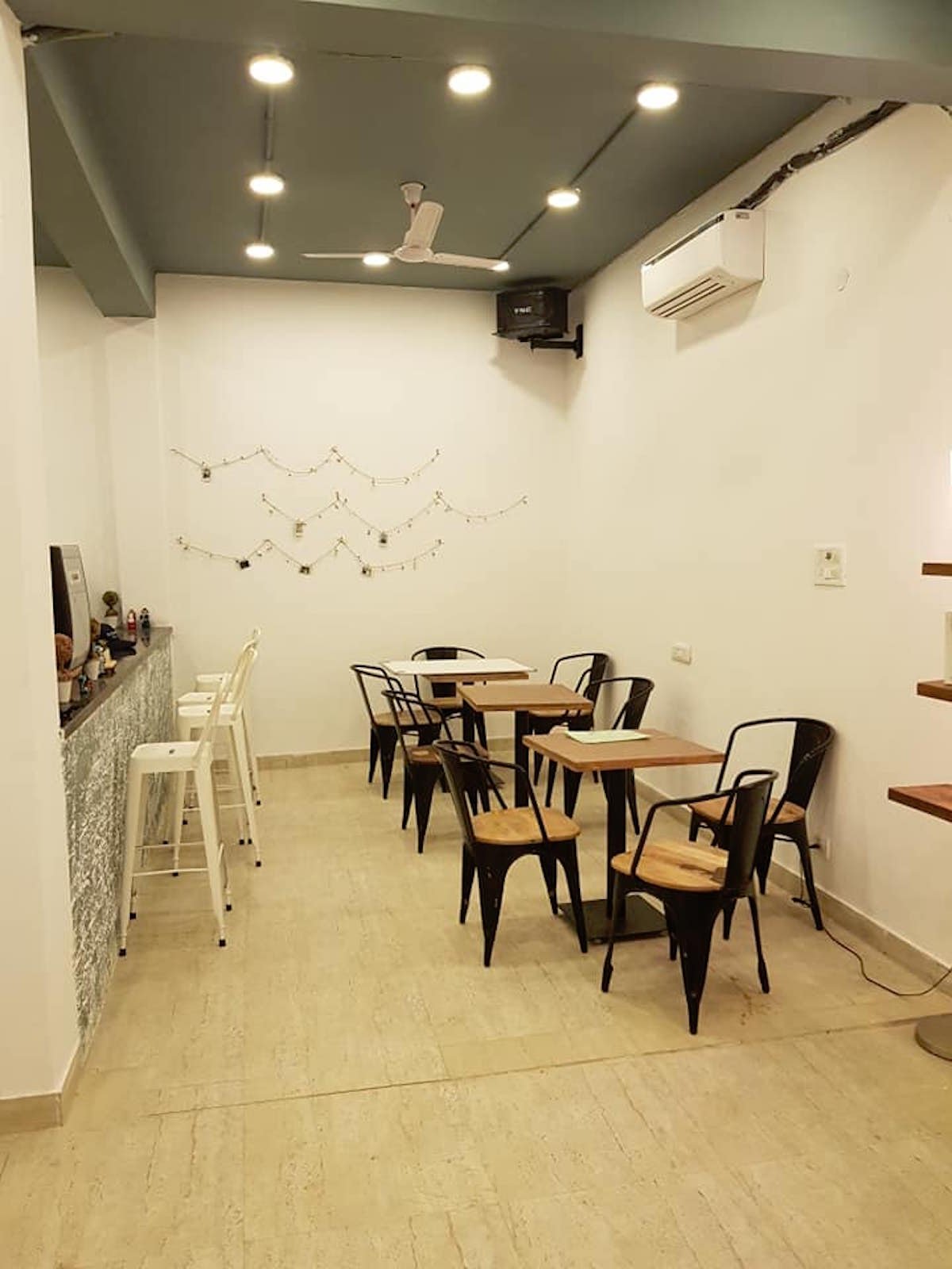 Relish Over Korean Cuisine And Get Your Nails Done At This Cafe In Safdarjung